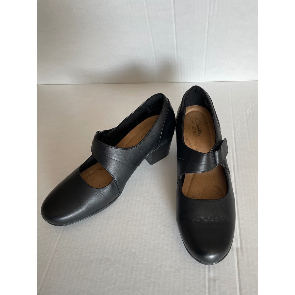 Clarks Collection Emslie Lulin Black Leather Mary Jane Pumps-Size 8
